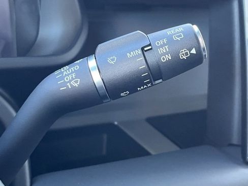 New 2025 Land Rover Defender 110 V8 image 37