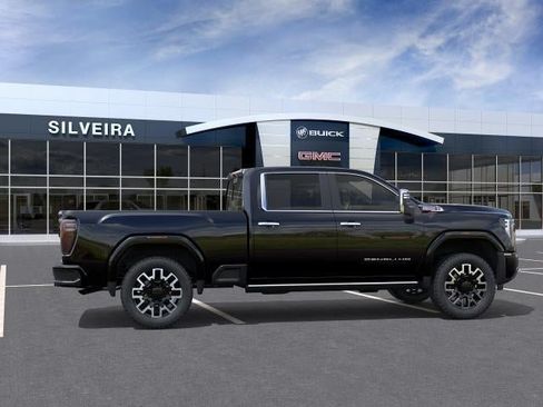 New 2026 GMC Sierra 2500 Denali w/ Denali Reserve Package AWD/4WD image 5