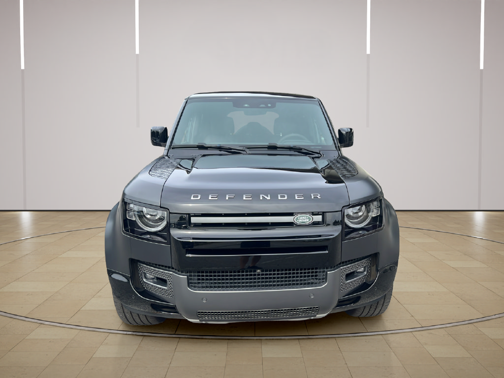 Used 2023 Land Rover Defender 110 AWD/4WD image 10