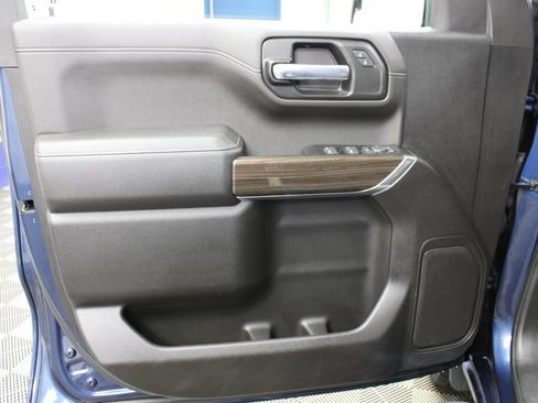 Used 2022 Chevrolet Silverado 1500 LT Trail Boss w/ Bed Protection Package AWD/4WD image 58