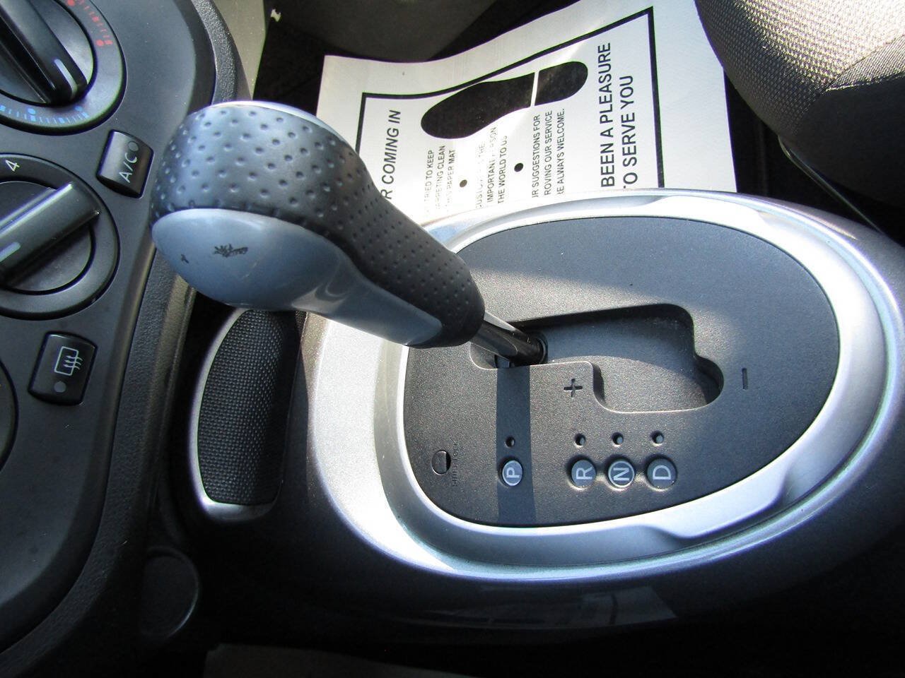 Used 2014 Nissan Juke S AWD/4WD image 15