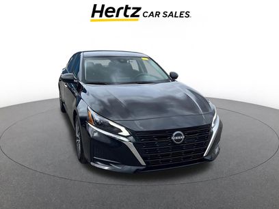 Used 2025 Nissan Altima 2.5 SV