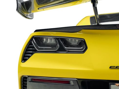 Used 2016 Chevrolet Corvette Z06 w/ 3LZ Preferred Equipment Group RWD image 14