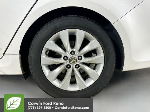 Used 2016 Kia Optima LX w/ Option Group 014 FWD image 28