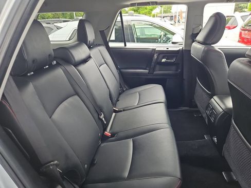 Used 2020 Toyota 4Runner TRD Off-Road Premium w/ Moonroof Package AWD/4WD image 15