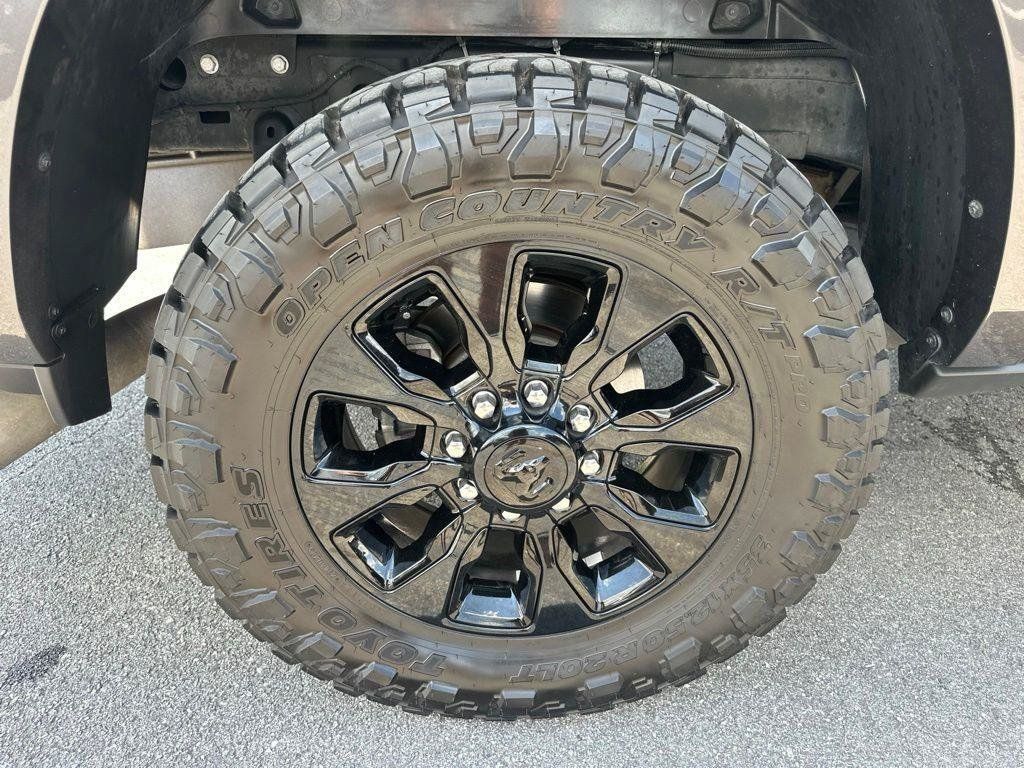 Used 2024 RAM 2500 Limited AWD/4WD image 13