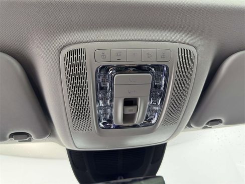 Used 2025 Mercedes-Benz GLE 350 4MATIC image 25