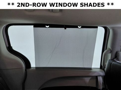 Certified 2024 Chrysler Pacifica Touring-L image 25