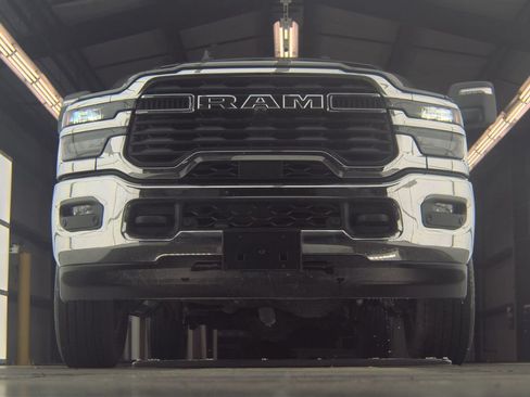 Used 2026 RAM 2500 Big Horn AWD/4WD image 6
