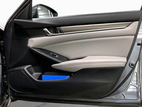 Used 2018 Honda Accord LX image 22