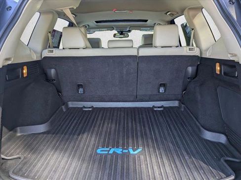 Used 2022 Honda CR-V Touring image 6