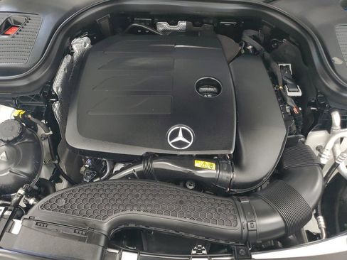 Used 2022 Mercedes-Benz GLC 300 4MATIC image 13