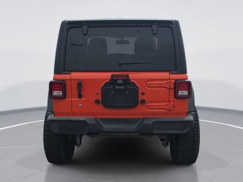 Used 2018 Jeep Wrangler Sport image 5