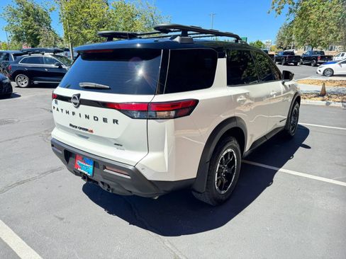 Used 2024 Nissan Pathfinder Rock Creek AWD/4WD image 5