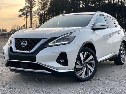 Used 2021 Nissan Murano SL image 2