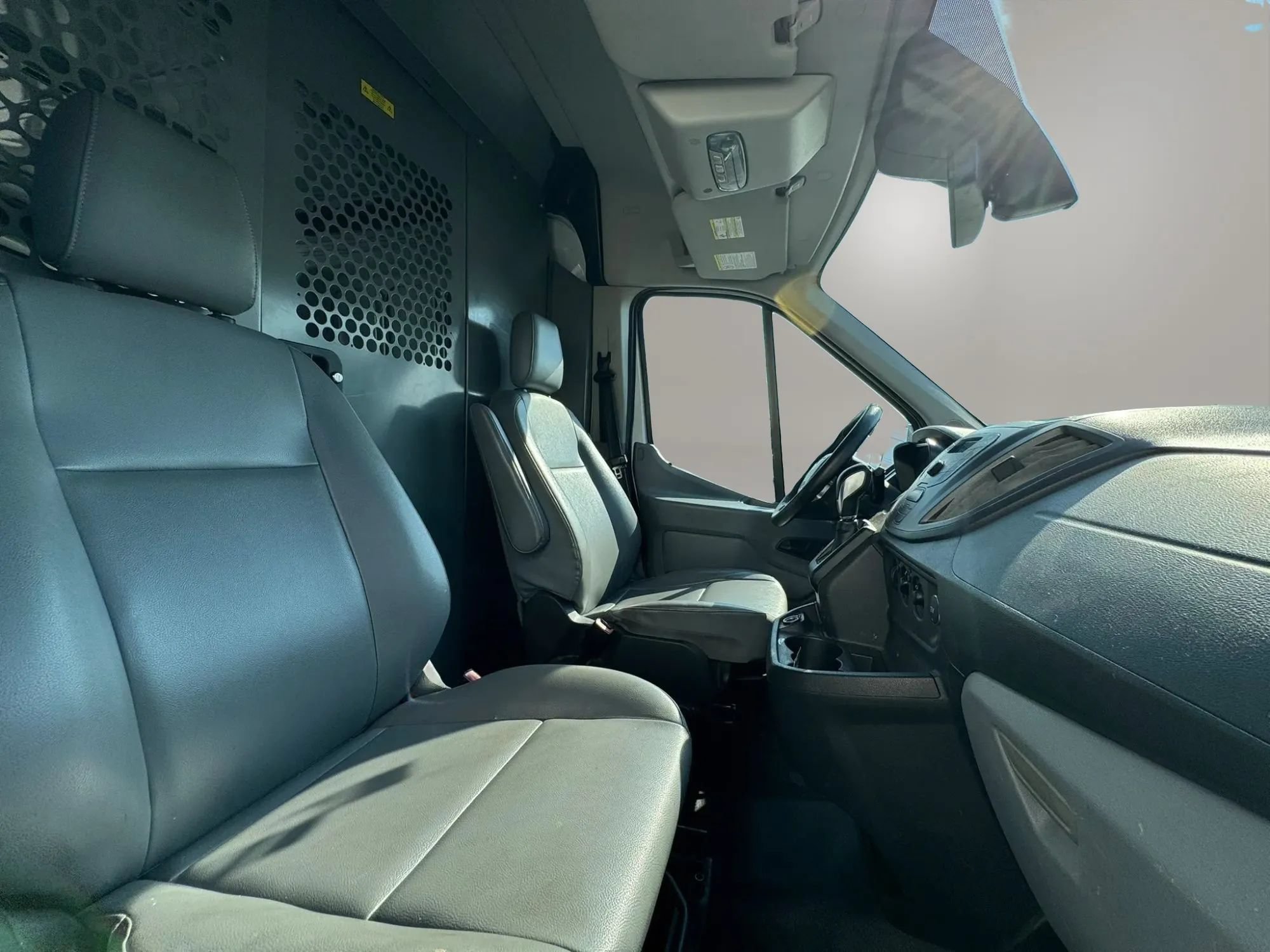 Used 2017 Ford Transit 150 130 Medium Roof RWD image 13