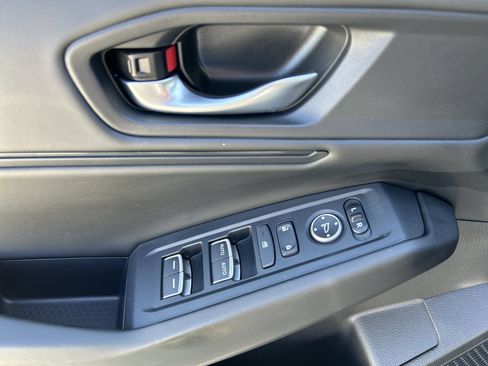 Certified 2025 Honda Accord SE image 15