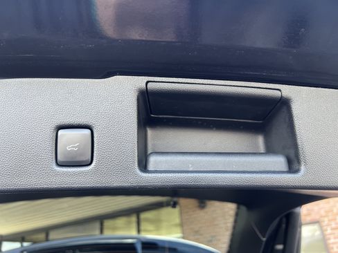 Used 2022 Ford Escape SEL image 44