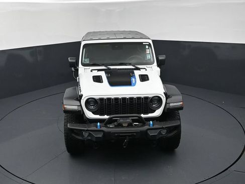 Used 2024 Jeep Wrangler Unlimited Rubicon 4xe w/ Capability Package AWD/4WD image 13