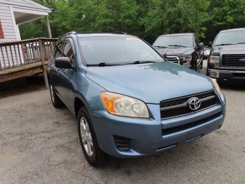 Used 2011 Toyota RAV4 4WD w/ Upgrade Value Pkg image 4