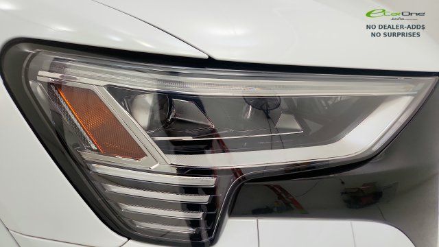 Used 2024 Audi Q8 e-tron Prestige w/ Prestige Package AWD/4WD image 22