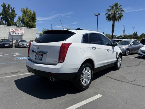 Used 2016 Cadillac SRX Luxury w/ Driver Awareness Package FWD image 3