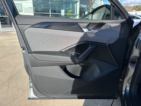 New 2026 Volkswagen Tiguan S image 11