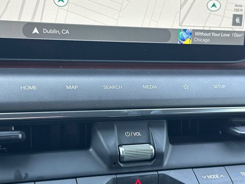 Certified 2024 Kia EV9 Land AWD/4WD image 32
