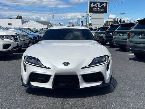 Used 2026 Toyota Supra Premium w/ Driver Assist Package RWD image 4