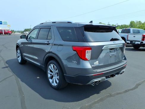 Used 2021 Ford Explorer Platinum w/ Equipment Group 601A AWD/4WD image 3