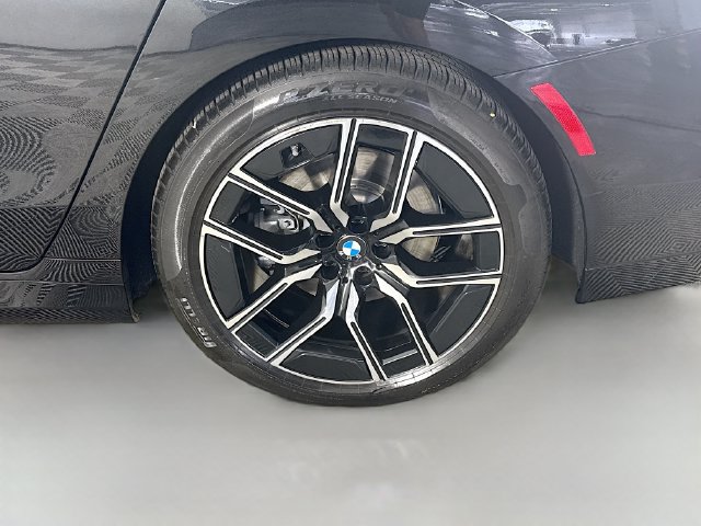 Used 2026 BMW 740i xDrive AWD/4WD image 36