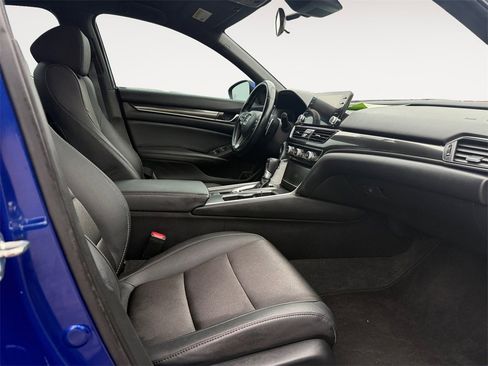 Used 2020 Honda Accord Sport image 15