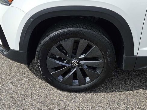 Certified 2023 Volkswagen Taos S FWD image 7