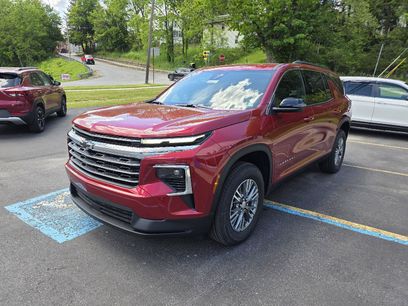 New 2026 Chevrolet Traverse LT w/ LPO, Floor Liner Package