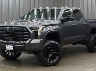 Used 2025 Toyota Tundra Limited AWD/4WD video 1