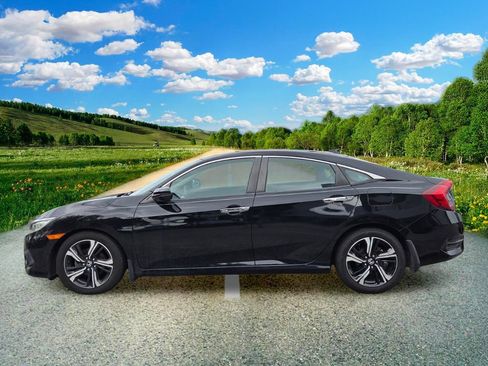 Used 2016 Honda Civic Touring image 3