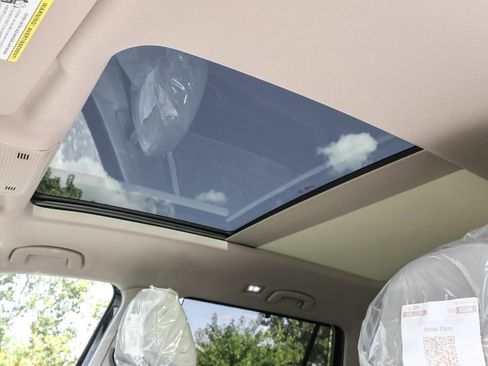 New 2026 Volkswagen Atlas SE AWD/4WD image 9