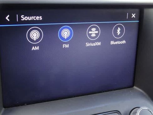Used 2023 GMC Acadia SLE w/ Driver Convenience Package FWD image 27