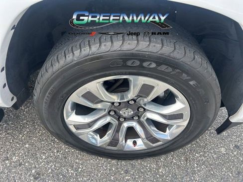 Used 2021 RAM 1500 Limited w/ Body Color Bumper Group image 30
