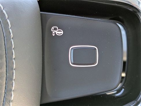 New 2025 Lincoln Navigator Reserve w/ Jet Appearance Package image 26