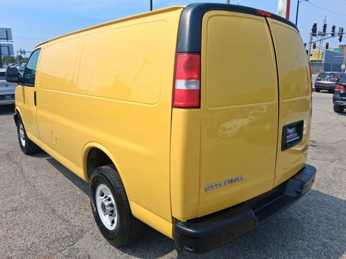 Used 2020 GMC Savana 2500 w/ Driver Convenience Package RWD image 4