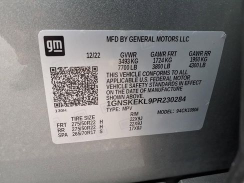 Certified 2023 Chevrolet Suburban RST w/ Sport Performance Package image 27