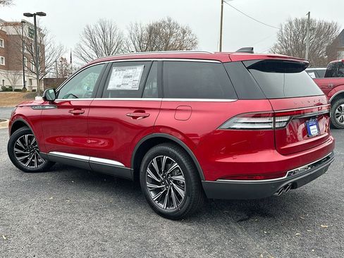 New 2026 Lincoln Aviator 2WD image 6