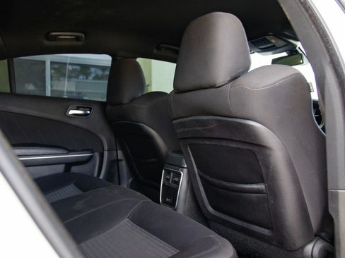 Used 2019 Dodge Charger Scat Pack RWD image 28