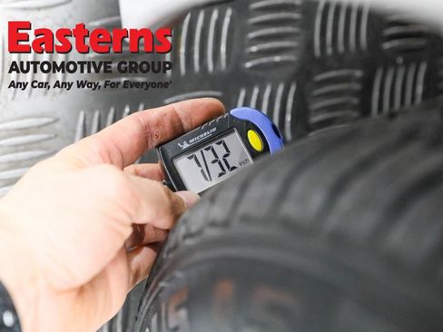 Used 2023 Toyota Corolla LE image 27