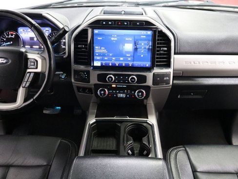 Used 2022 Ford F250 Lariat w/ Lariat Ultimate Package AWD/4WD image 7