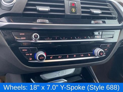 Used 2021 BMW X3 xDrive30e image 14