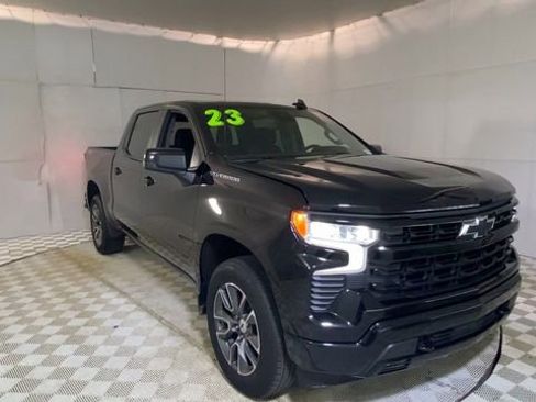 Used 2023 Chevrolet Silverado 1500 RST w/ Protection Package AWD/4WD image 5