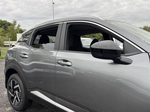 New 2026 Nissan Kicks SV FWD image 5