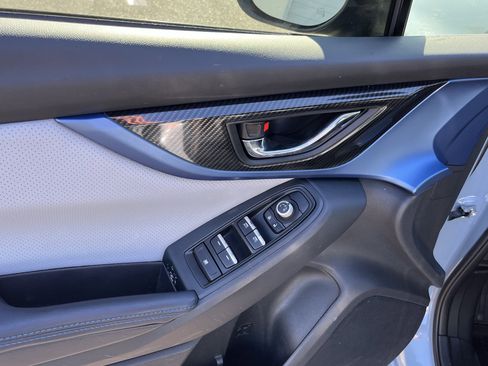 Used 2020 Subaru Crosstrek Hybrid w/ Moonroof Package w/Navigation AWD/4WD image 17